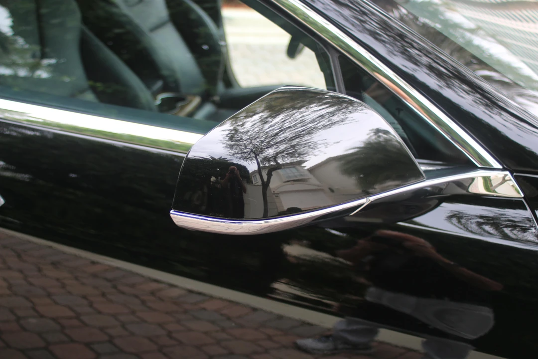 2017 Tesla Model S - Image 29 of 31