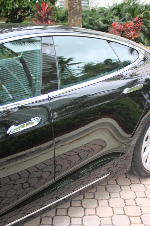 2017 Tesla Model S - Image 22 of 31