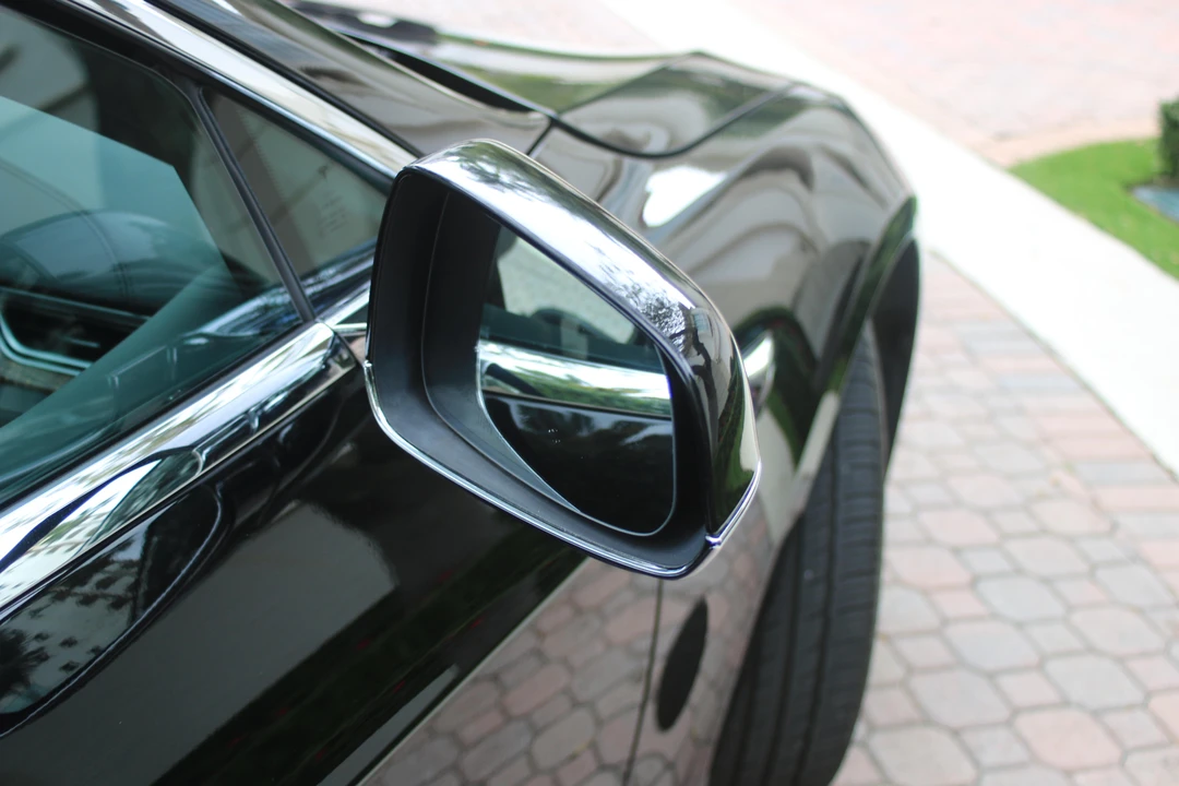 2017 Tesla Model S - Image 28 of 31