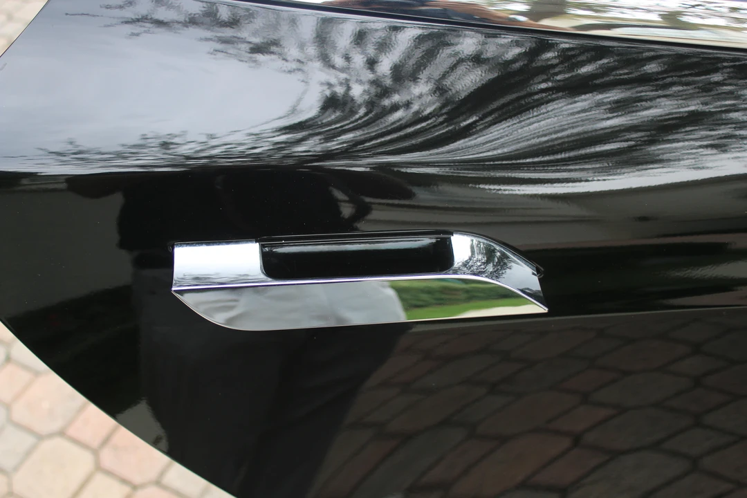 2017 Tesla Model S - Image 26 of 31