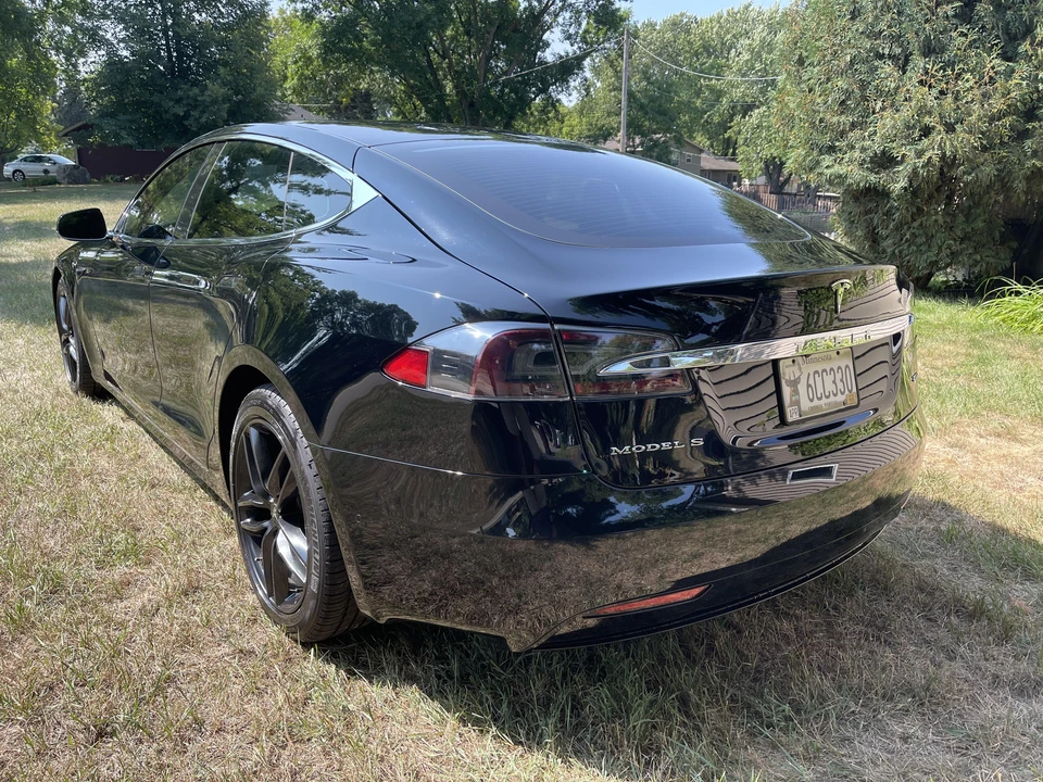 2017 Tesla Model S - Image 16 of 31