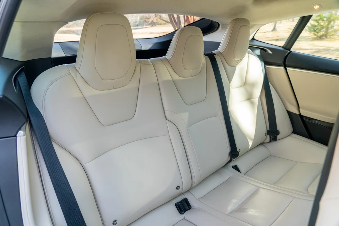2017 Tesla Model S - Image 30 of 31