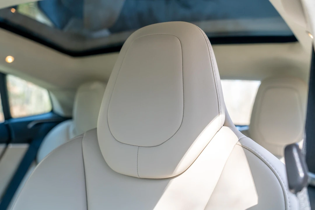 2017 Tesla Model S - Image 22 of 31