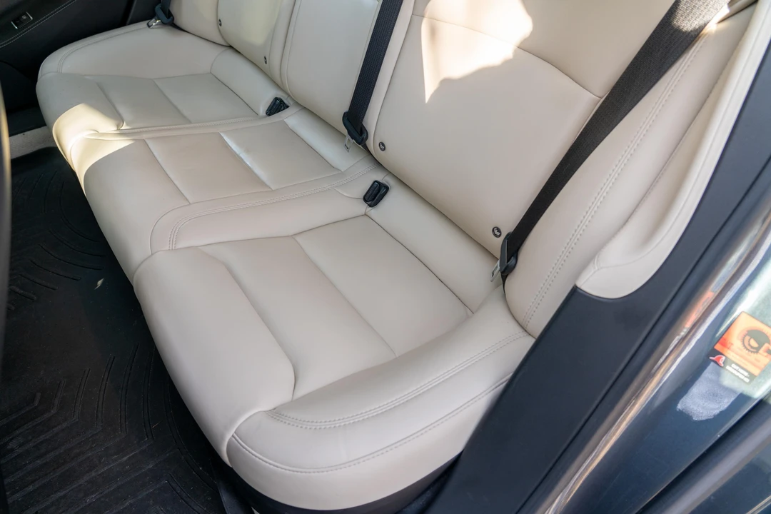 2017 Tesla Model S - Image 29 of 31