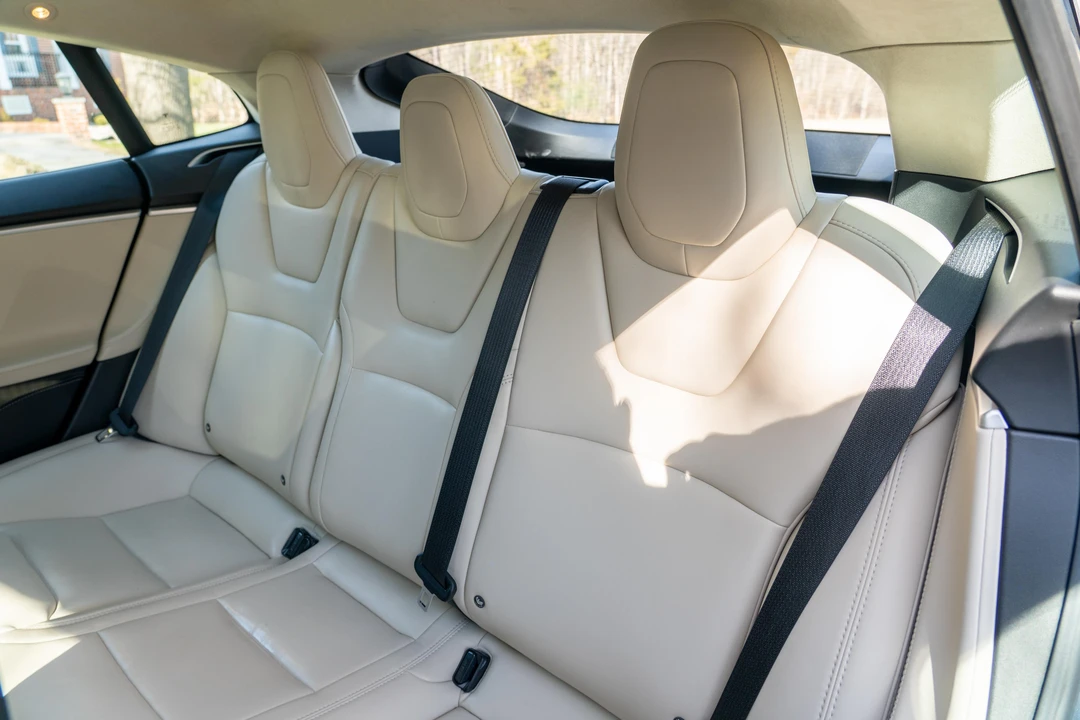 2017 Tesla Model S - Image 20 of 31