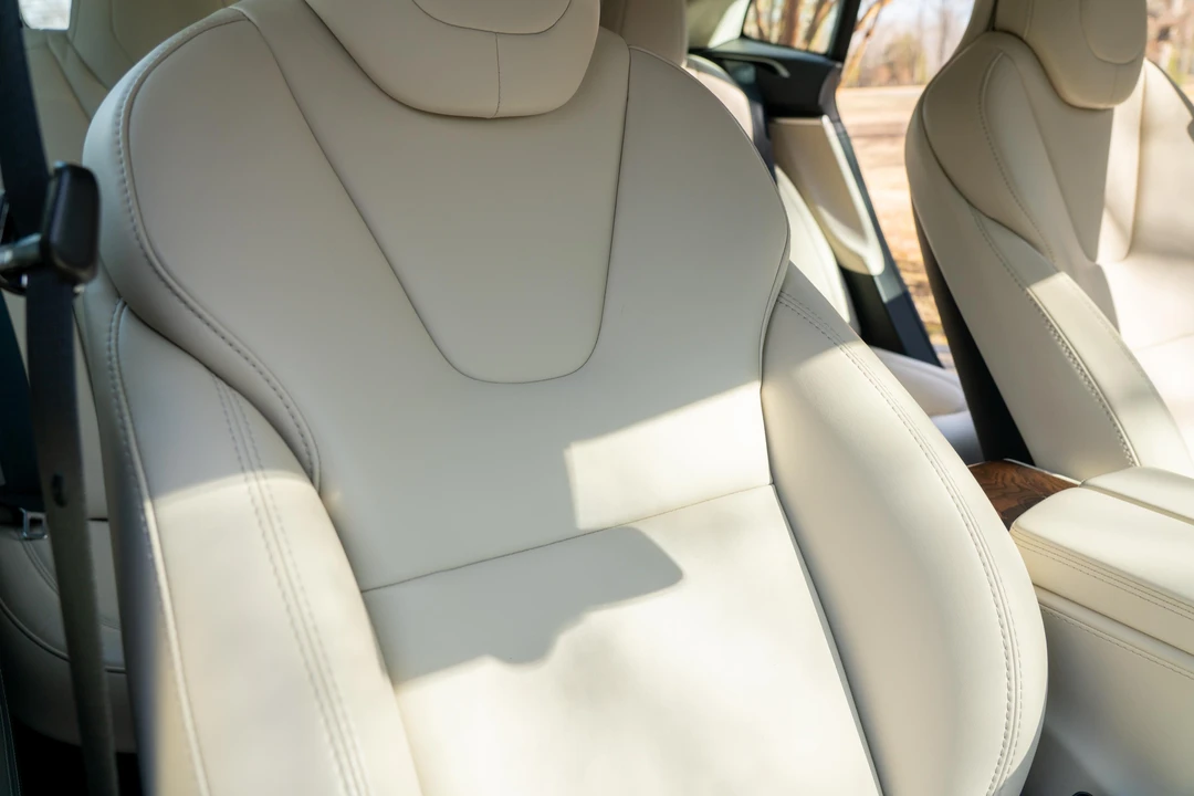 2017 Tesla Model S - Image 26 of 31