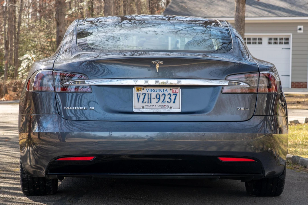 2017 Tesla Model S - Image 5 of 31