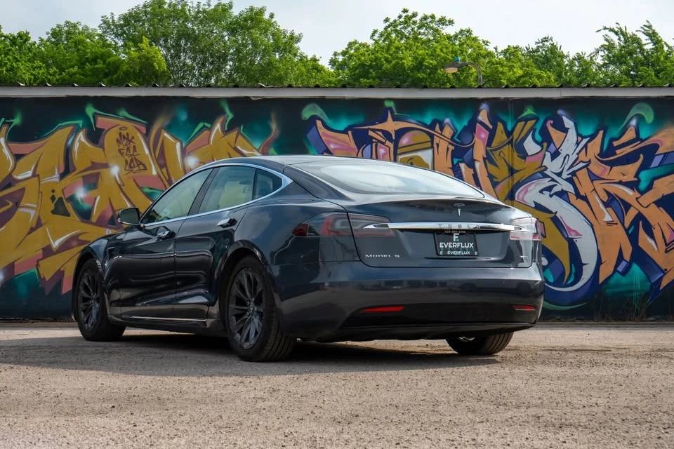 2017 Tesla Model S - Image 12 of 20