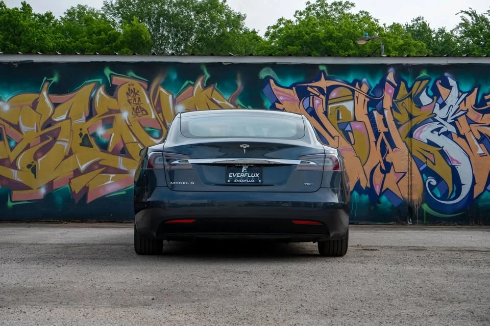 2017 Tesla Model S - Image 11 of 20