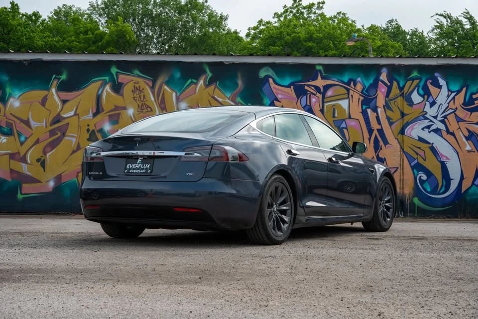 2017 Tesla Model S - Image 10 of 20