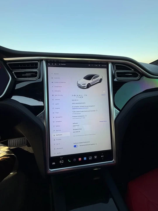 2017 Tesla Model S - Image 9 of 20