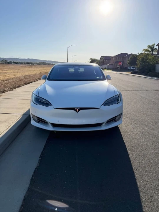 2017 Tesla Model S - Image 2 of 20