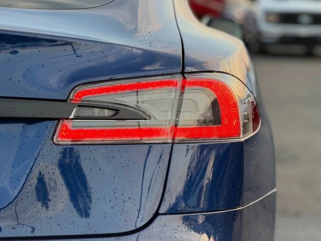 2017 Tesla Model S - Image 9 of 21