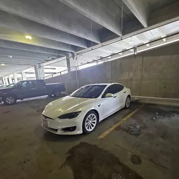2017 Tesla Model S 75D