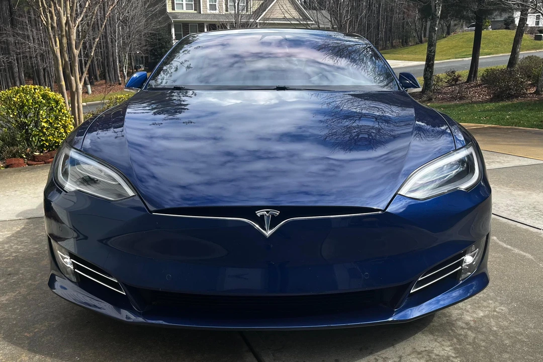 2017 Tesla Model S - Image 2 of 31