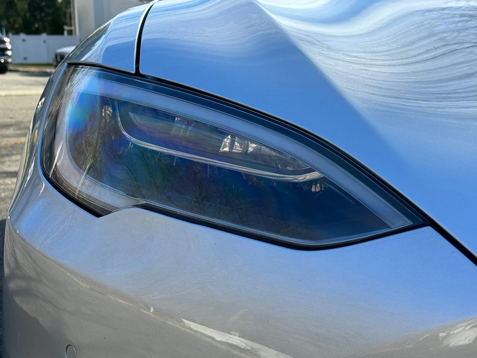 2017 Tesla Model S - Image 27 of 31