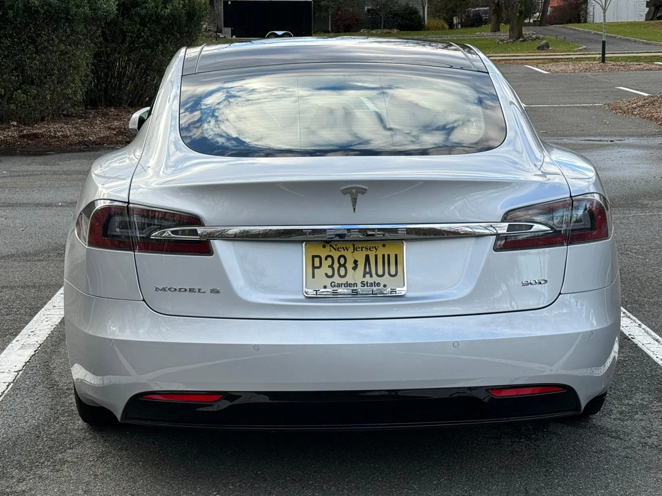 2017 Tesla Model S - Image 15 of 31