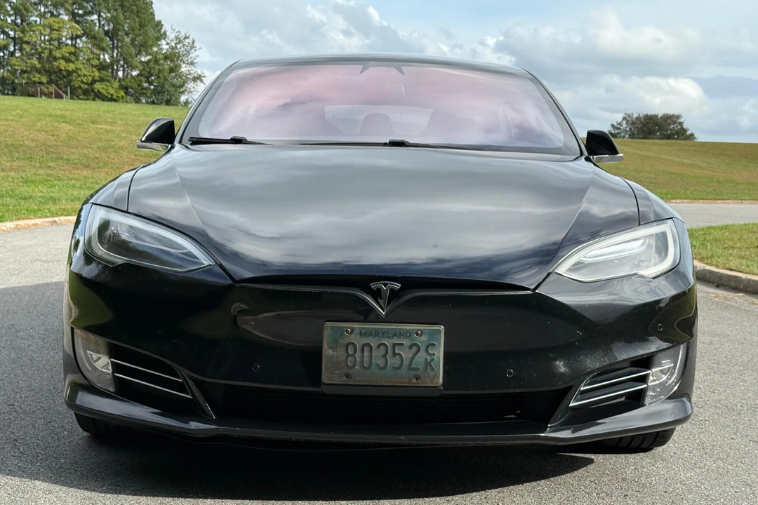 2017 Tesla Model S - Image 2 of 31
