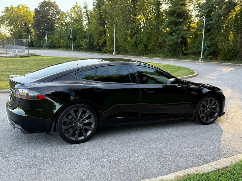 2017 Tesla Model S - Image 12 of 31