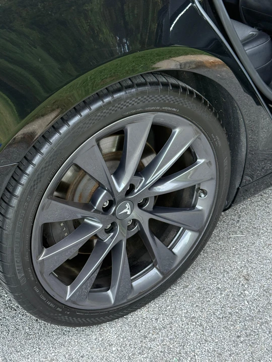 2017 Tesla Model S - Image 19 of 31