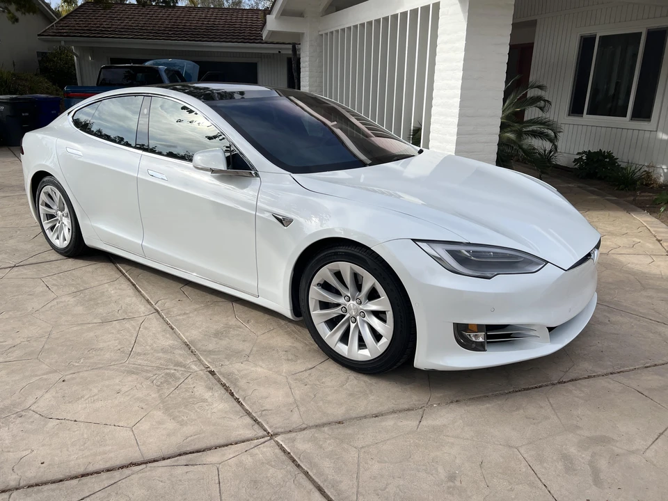 2017 Tesla Model S - Image 14 of 31