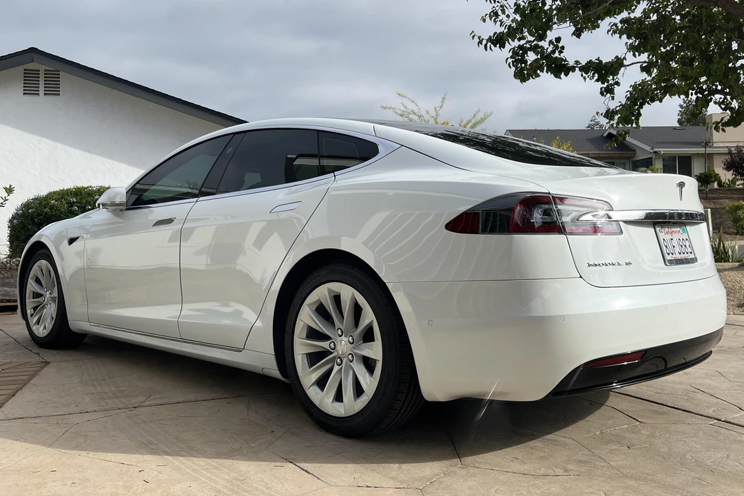 2017 Tesla Model S - Image 4 of 31