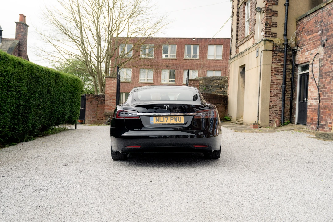 2017 Tesla Model S - Image 6 of 31