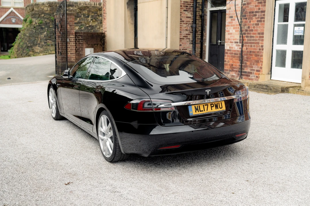 2017 Tesla Model S - Image 7 of 31