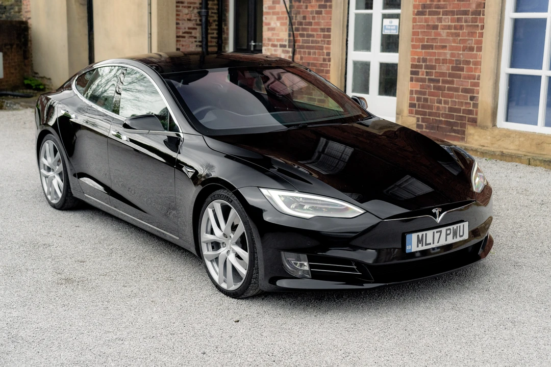 2017 Tesla Model S - Image 11 of 31