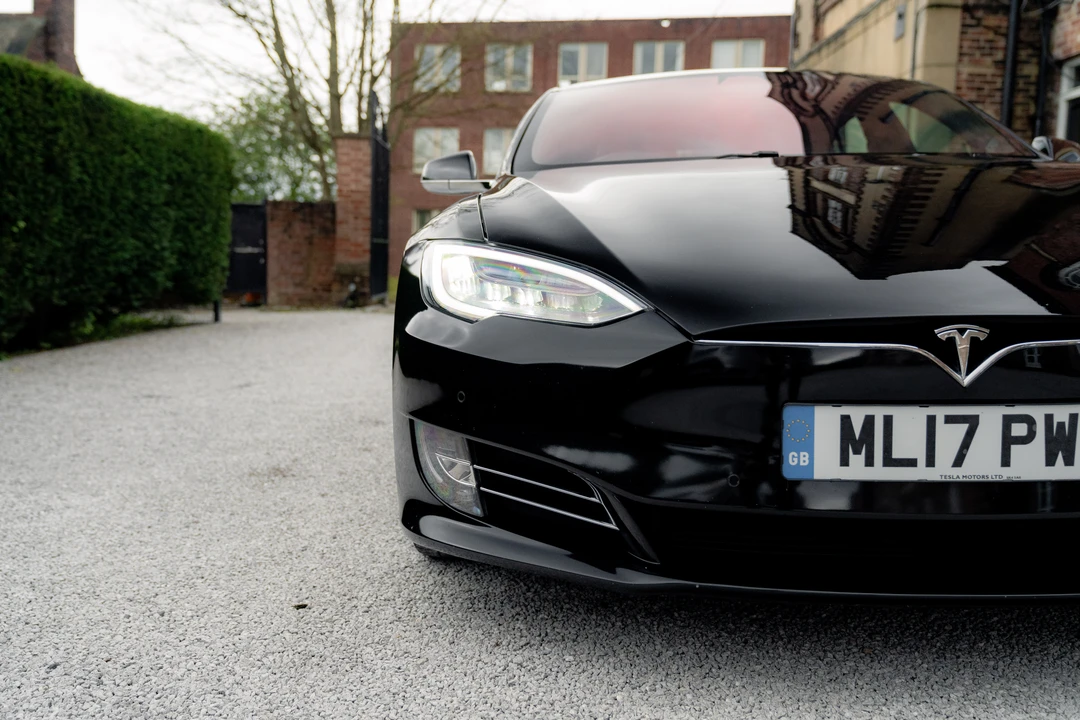 2017 Tesla Model S - Image 21 of 31