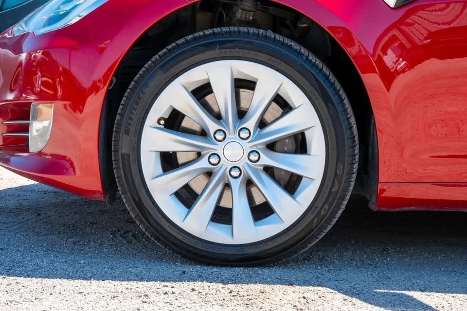 2017 Tesla Model S - Image 17 of 20