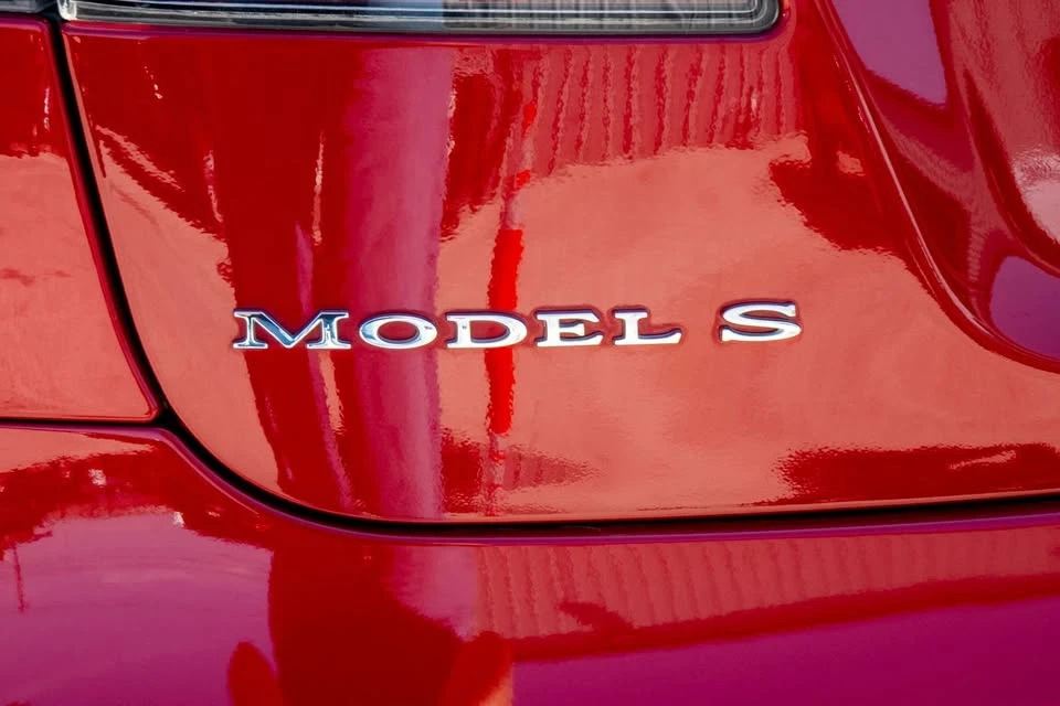 2017 Tesla Model S - Image 20 of 20