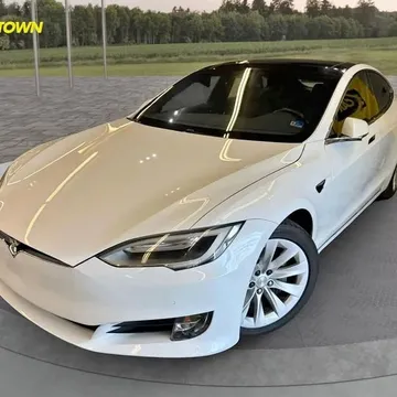 2017 Tesla Model S
