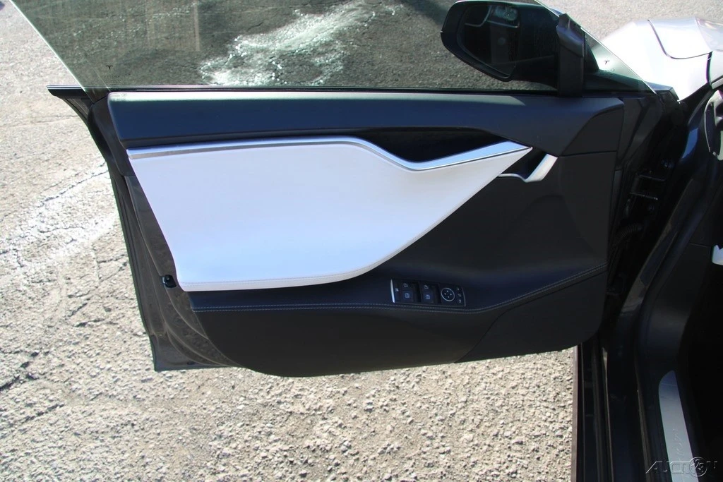 2017 Tesla Model S - Image 14 of 21