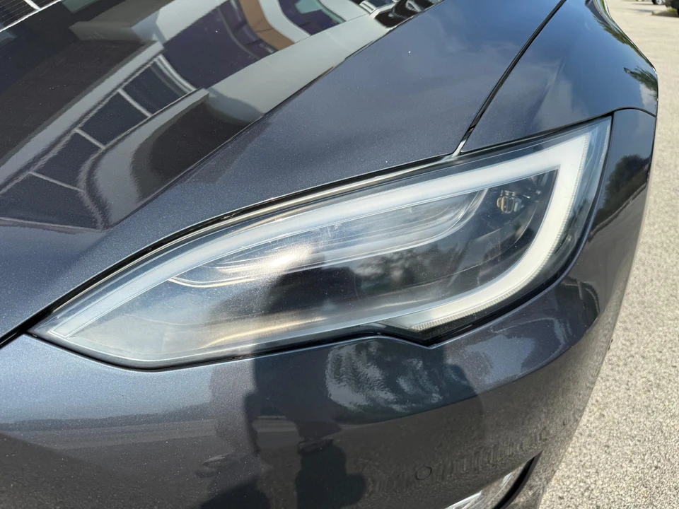 2017 Tesla Model S - Image 10 of 31
