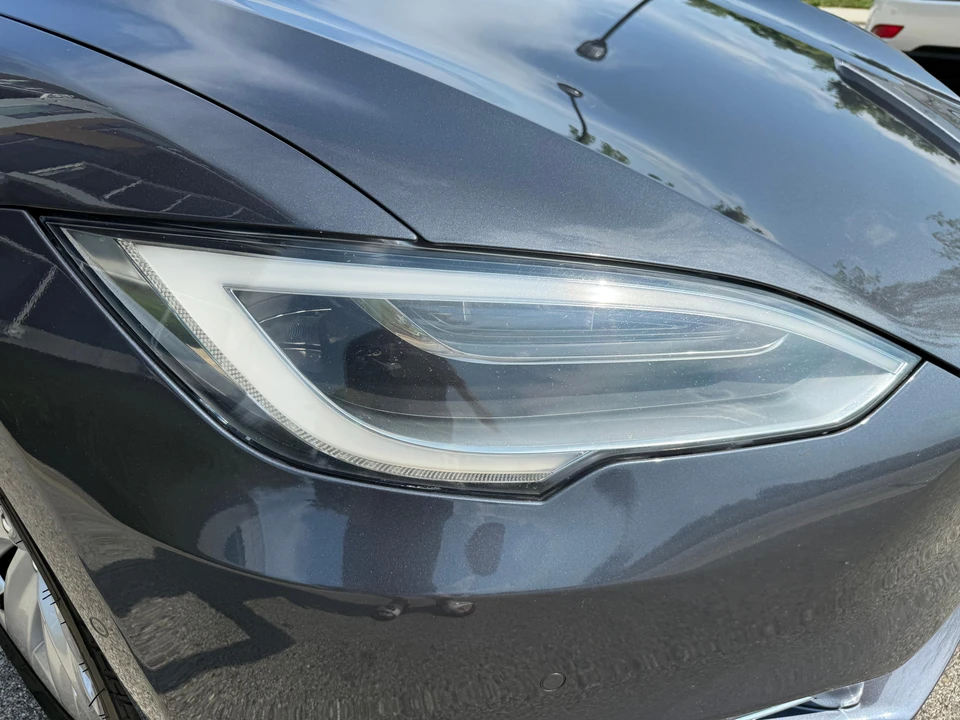 2017 Tesla Model S - Image 9 of 31