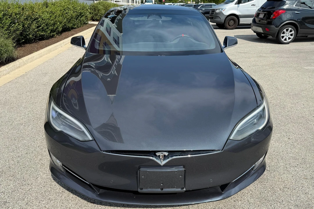 2017 Tesla Model S - Image 2 of 31