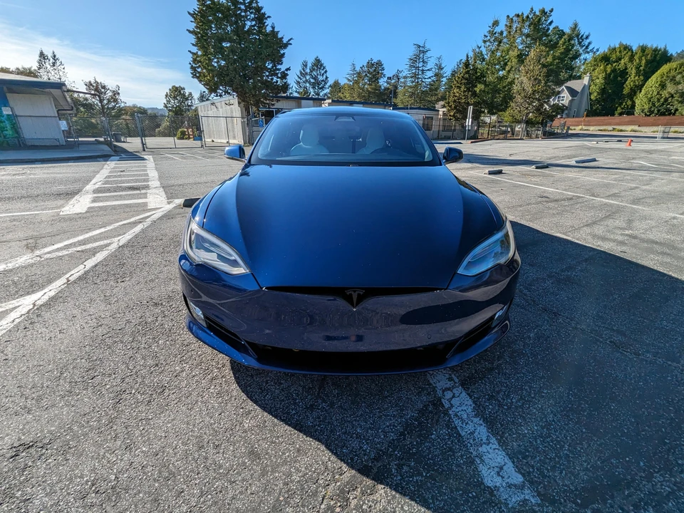 2017 Tesla Model S - Image 7 of 31