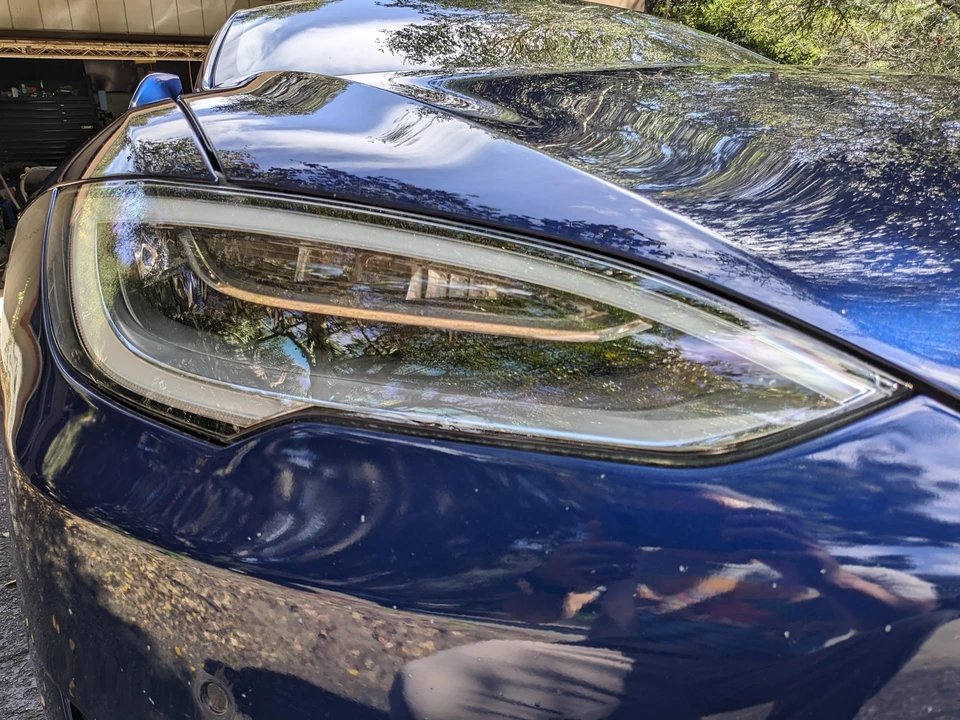 2017 Tesla Model S - Image 22 of 31
