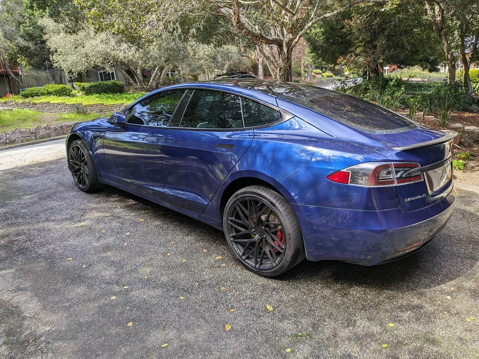 2017 Tesla Model S - Image 12 of 31