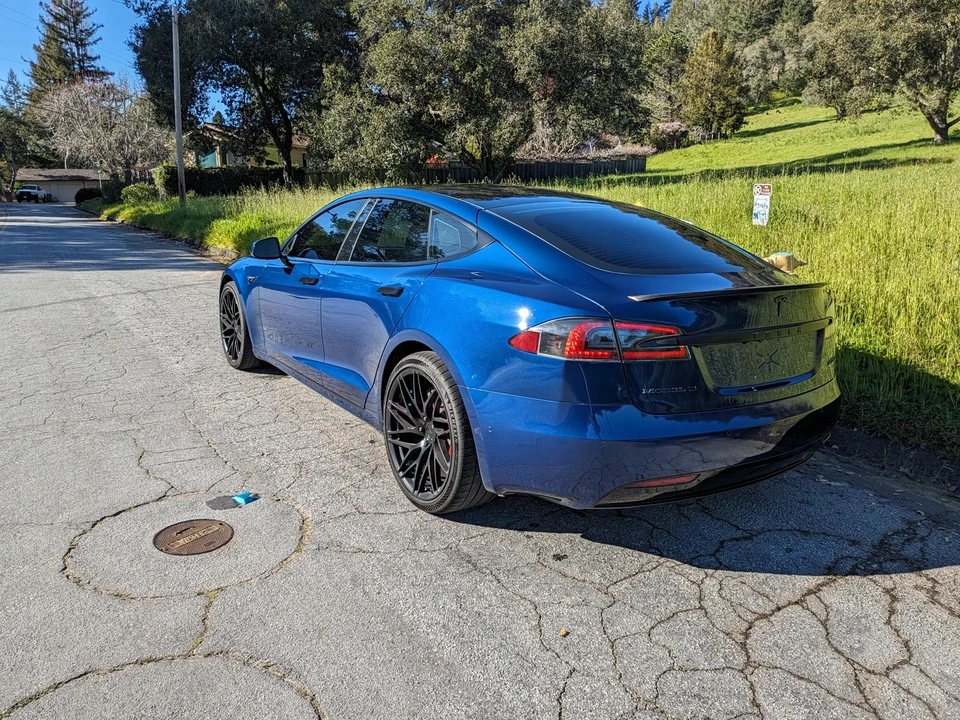 2017 Tesla Model S - Image 15 of 31