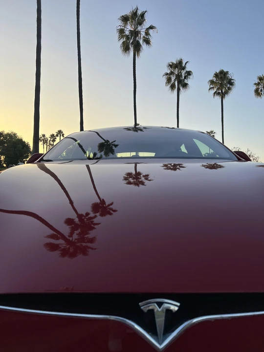 2017 Tesla Model S - Image 20 of 31