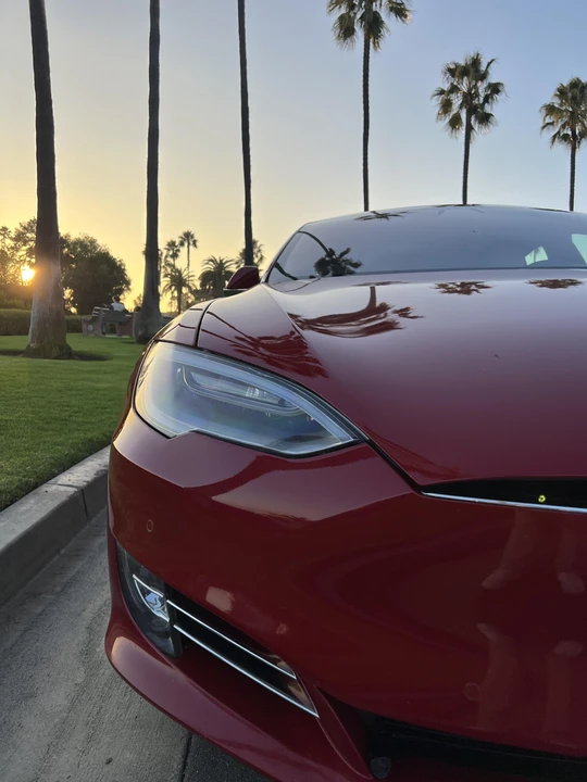 2017 Tesla Model S - Image 19 of 31