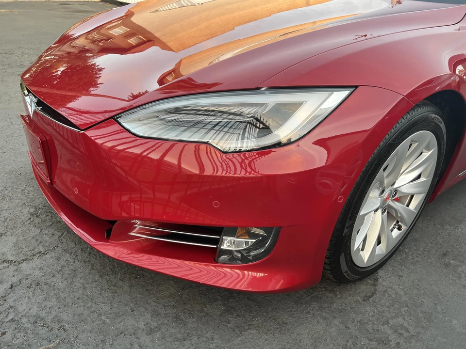 2017 Tesla Model S - Image 27 of 31