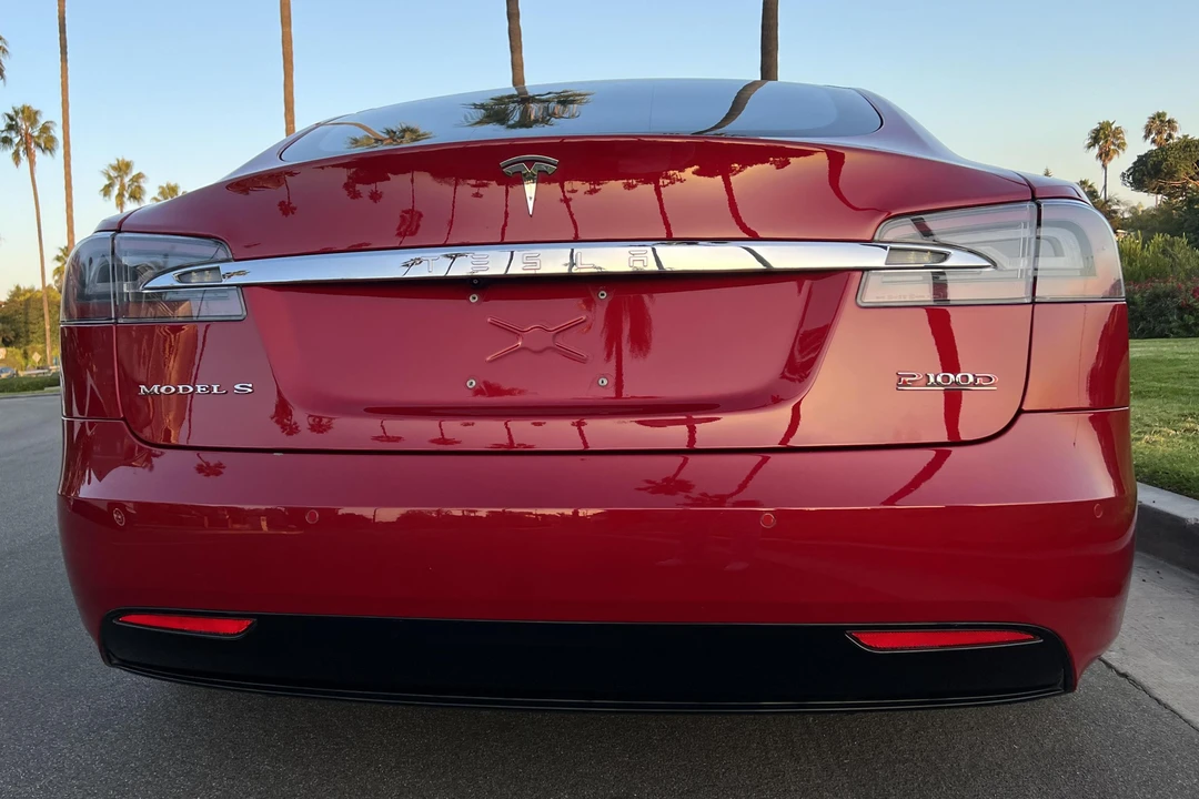 2017 Tesla Model S - Image 5 of 31