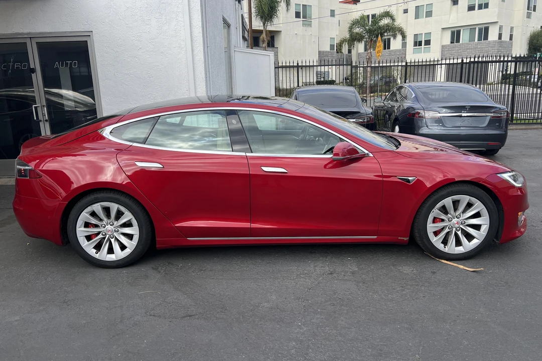 2017 Tesla Model S - Image 3 of 31