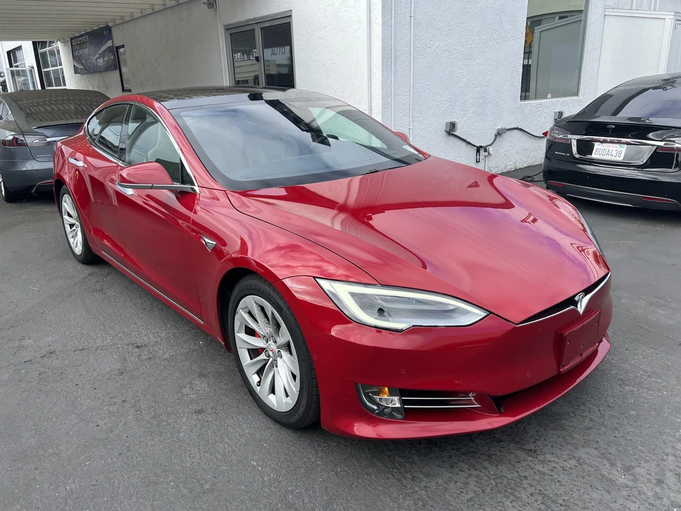 2017 Tesla Model S - Image 15 of 31