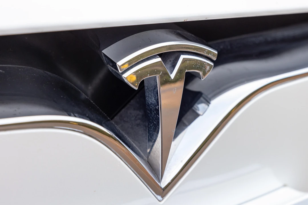 2017 Tesla Model S - Image 22 of 31