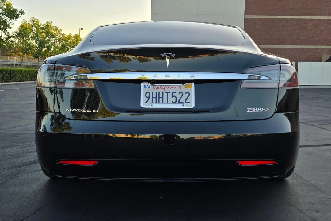 2017 Tesla Model S - Image 5 of 31