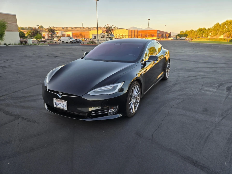 2017 Tesla Model S - Image 14 of 31
